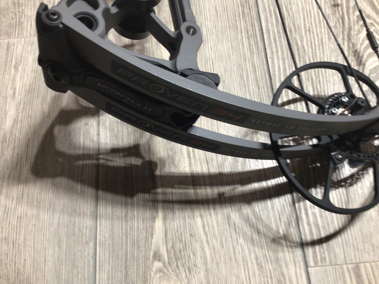 Bowtech Proven 34 LD Smoke Grey 70# 32" Bow