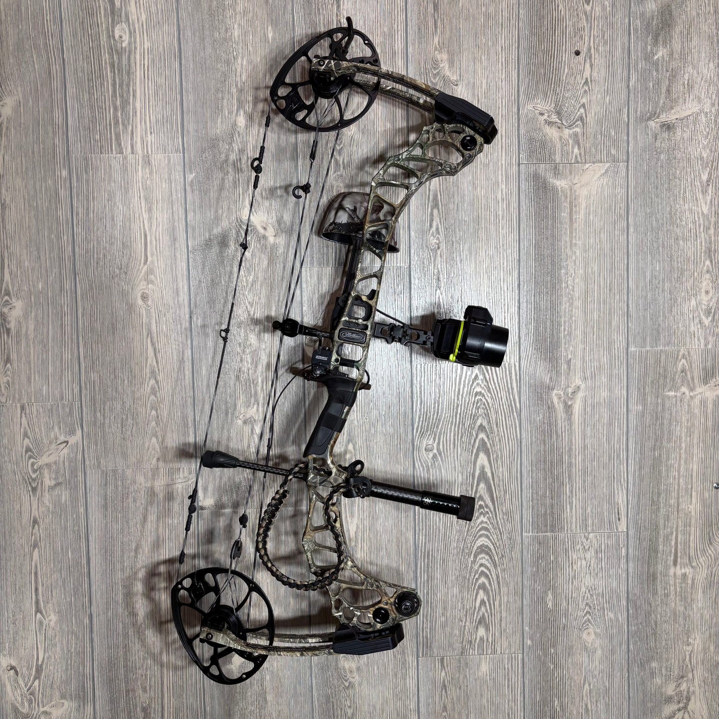 Used Mathews Vertix LH Realtree Package with Garmin