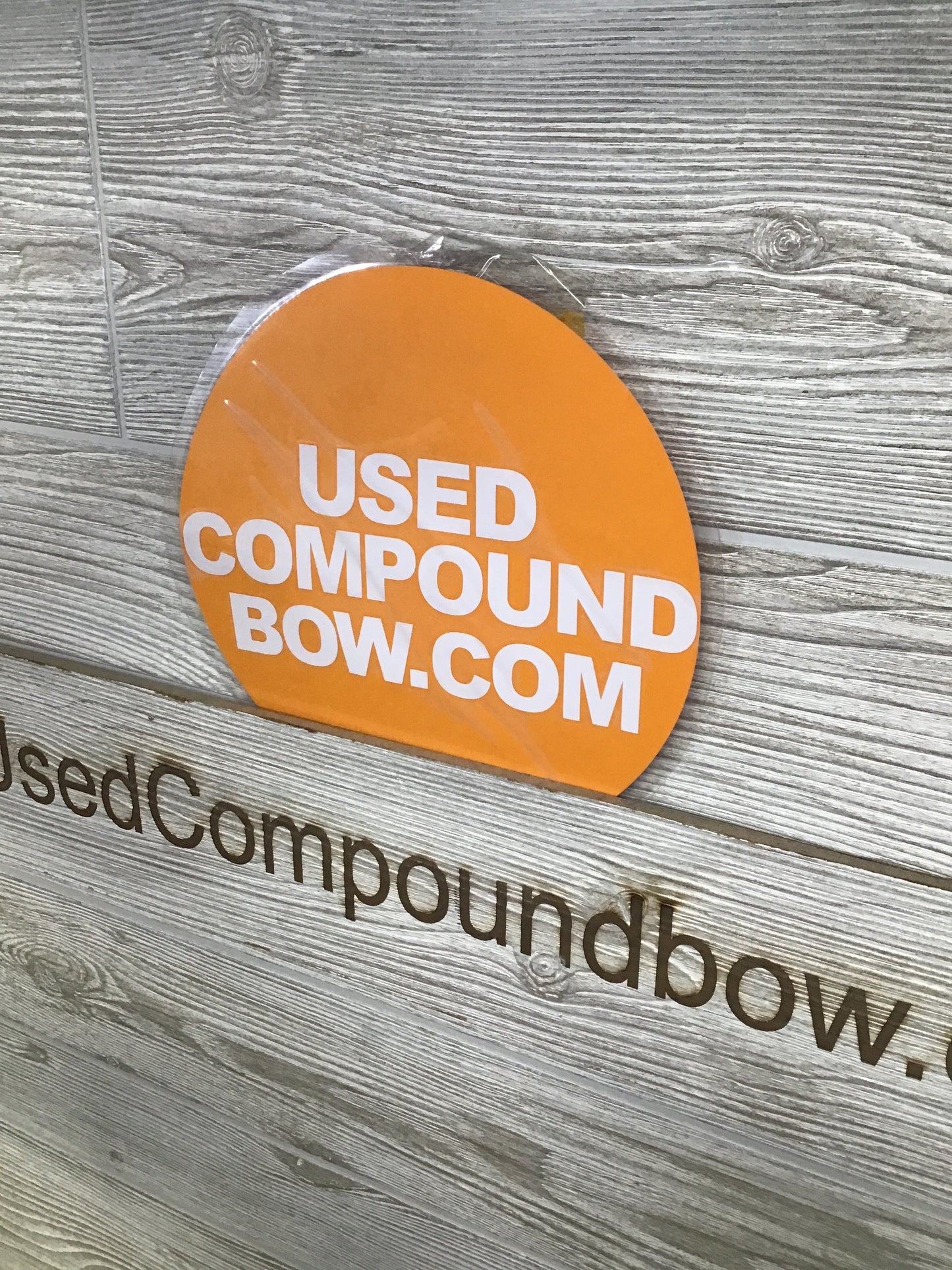 Used Mathews SQ2 28" 70 lb Realtree X-tra Hunting PKG