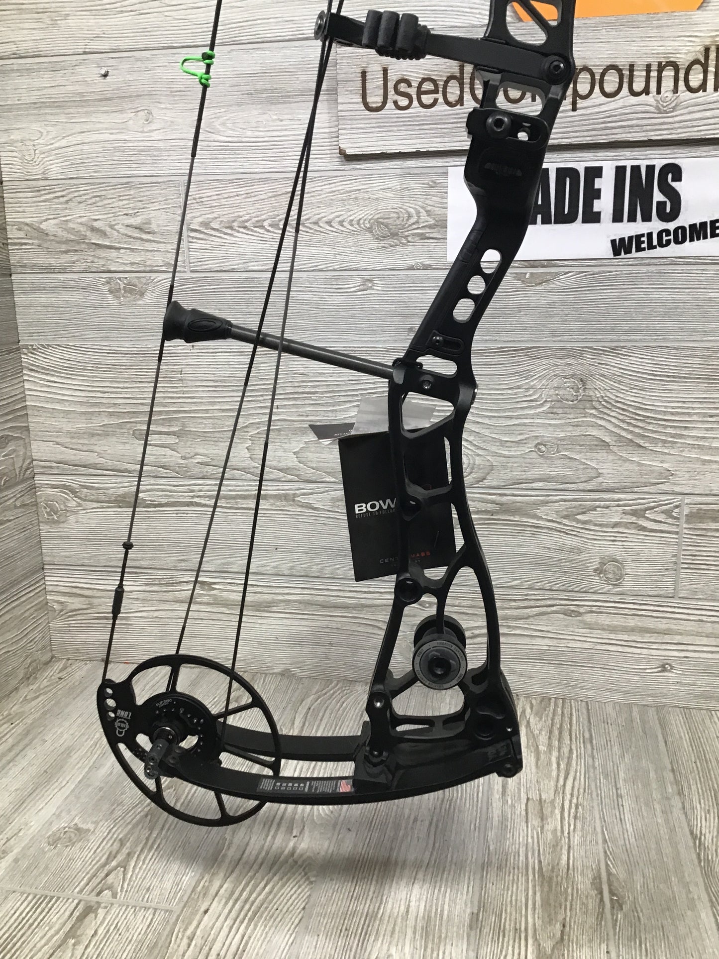 Bowtech Proven 34 LD RH Black 60-70#