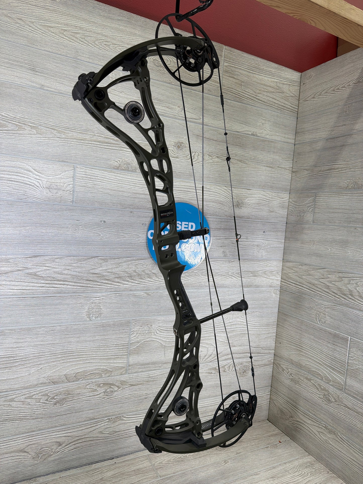 Bowtech CORE SS OD Green Right Handed 60-70#