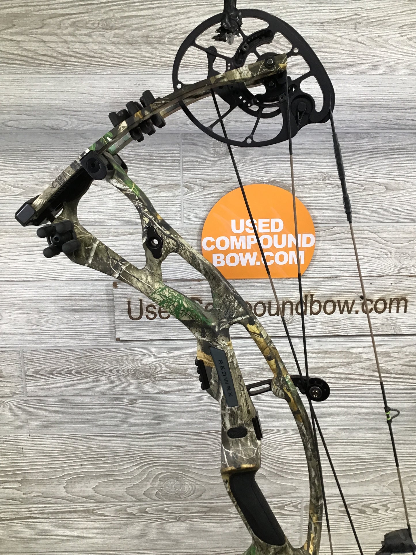 Used Hoyt RX-7 Right Hand 60-70# Realtree Edge 25-30"