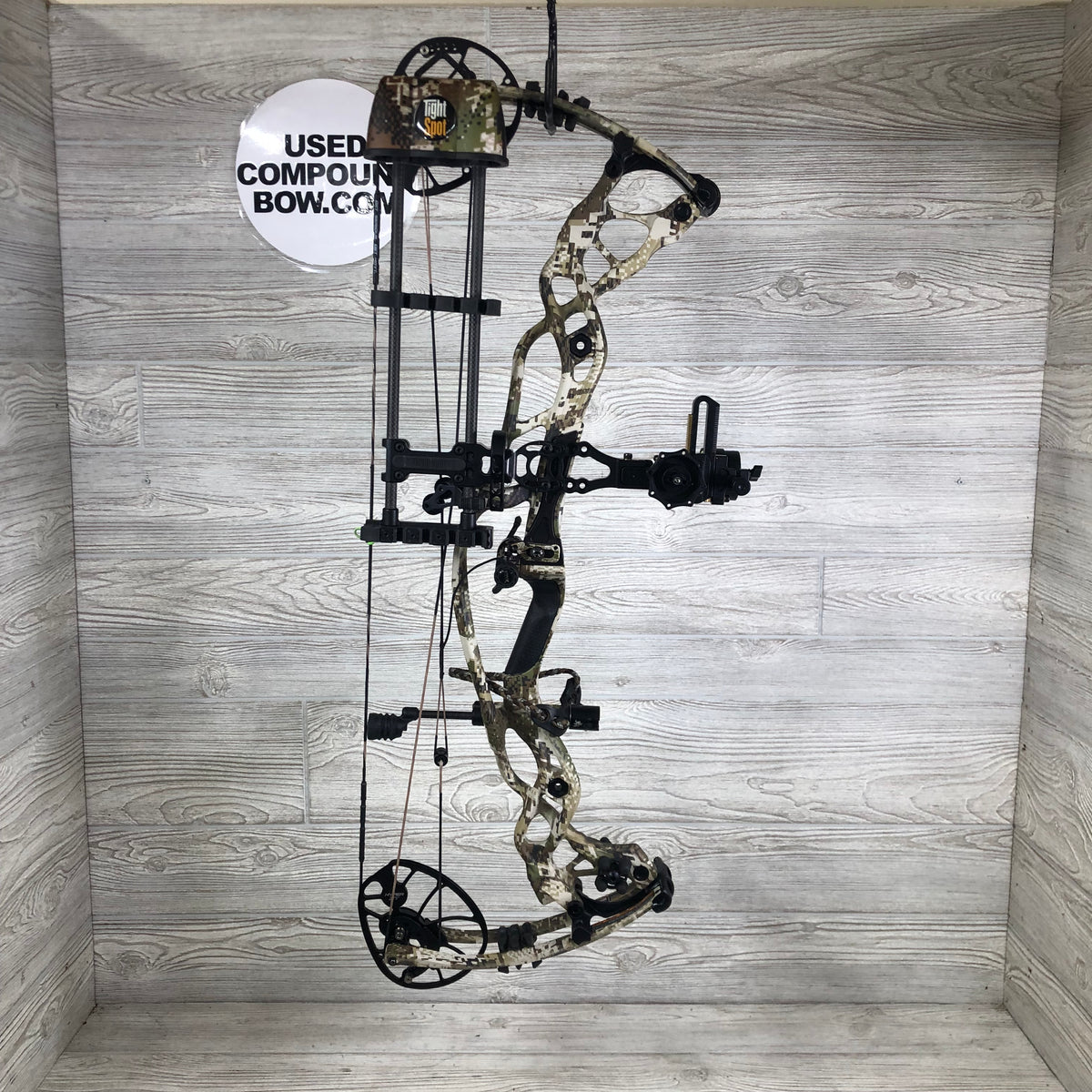 Hoyt Carbon RX-1  60-70# 29-31" draw Subalpine package