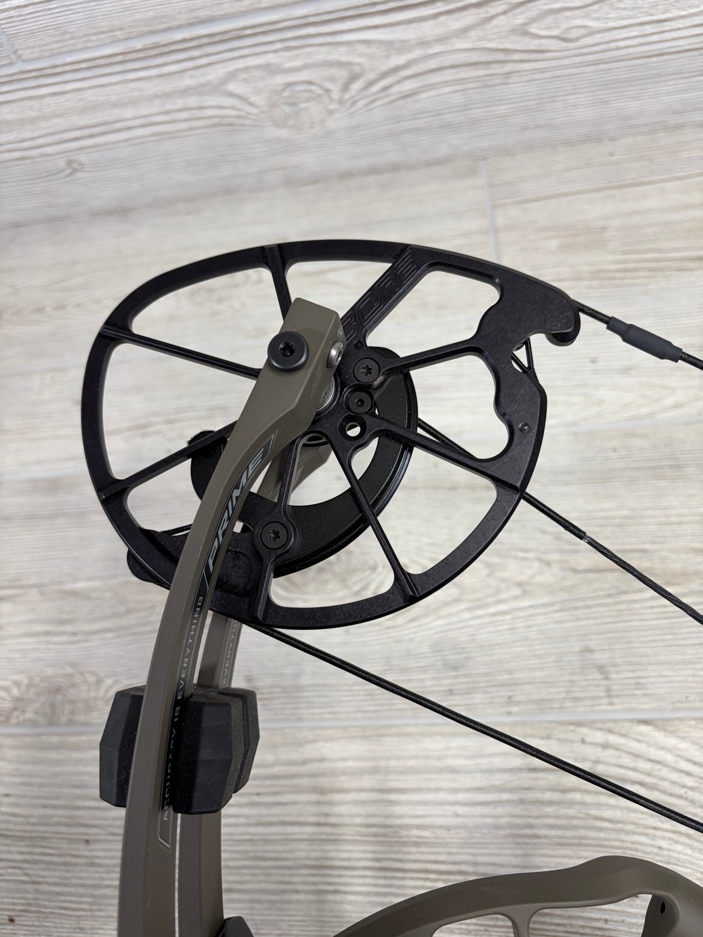 Used Prime Form 34 Right Handed 60-70lb Morel