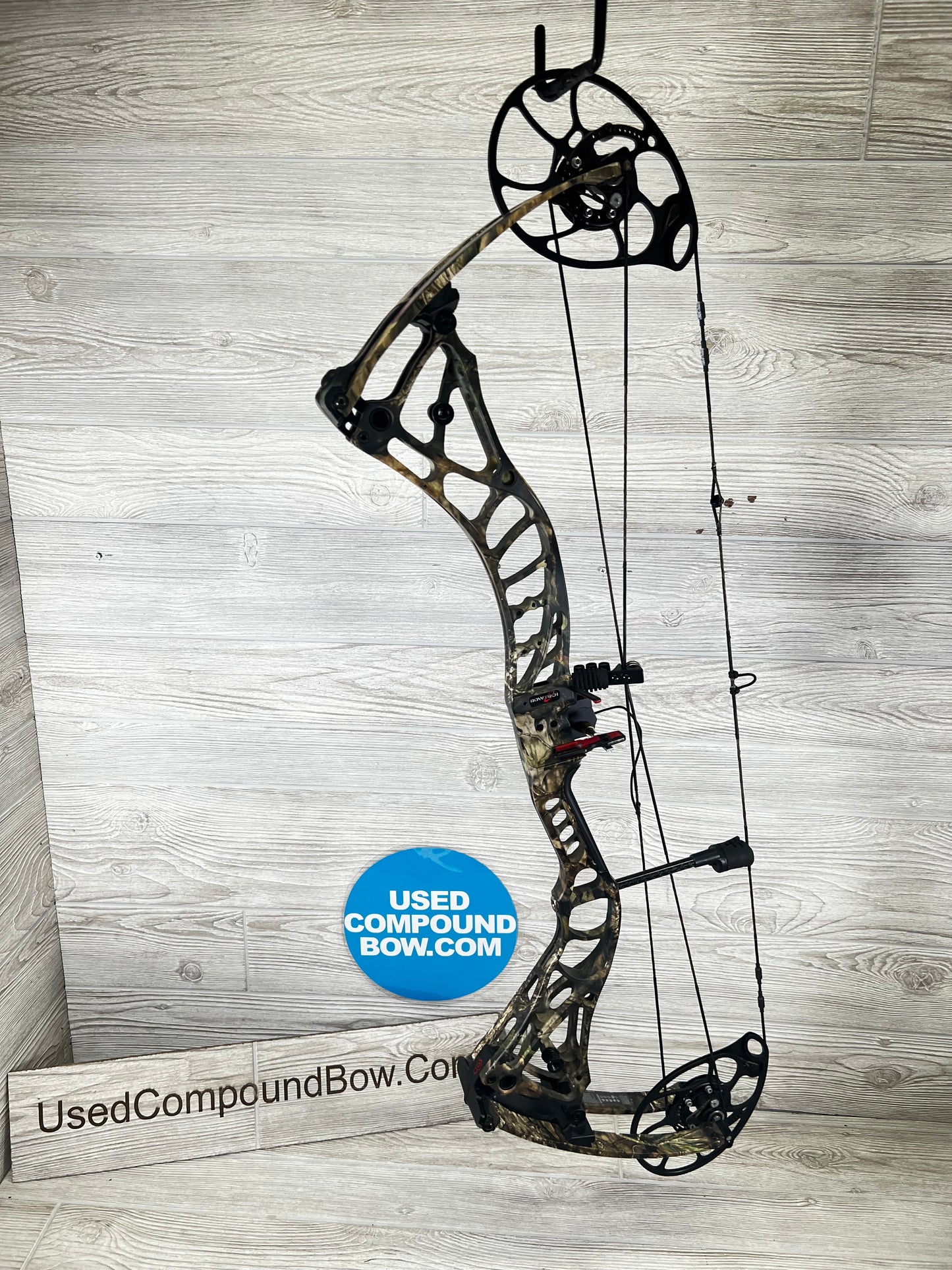 Used Bowtech SR350 Right Hand Mossy Oak Camo