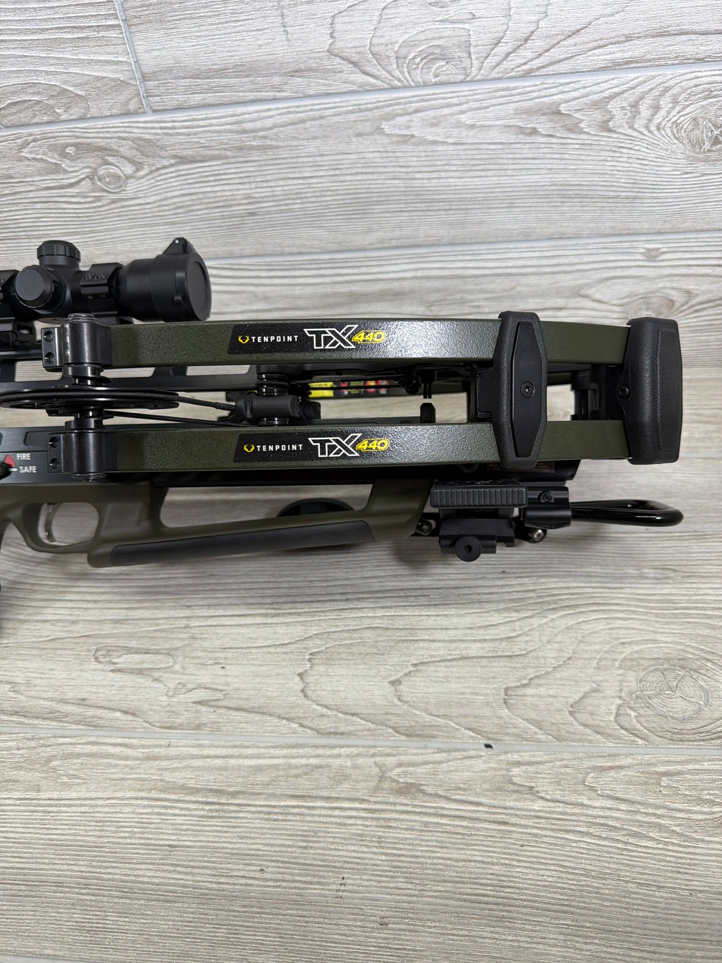 Tenpoint TX-440 Moss Green Crossbow Package