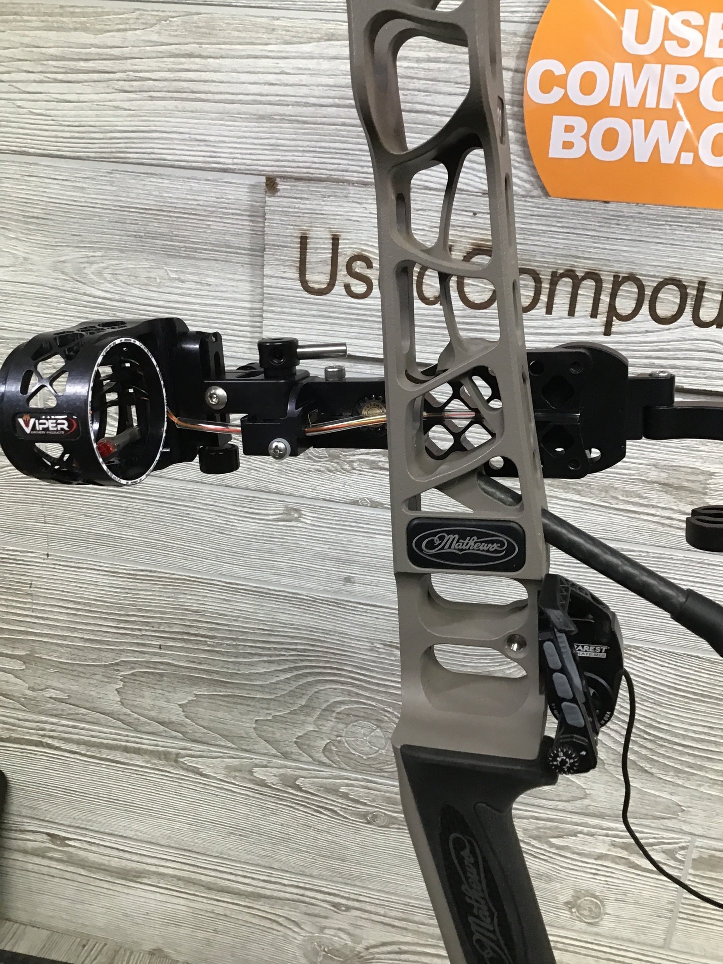 Mathews Used V3X 33 Right Handed Granite 28.5" 65lb RTH PKG