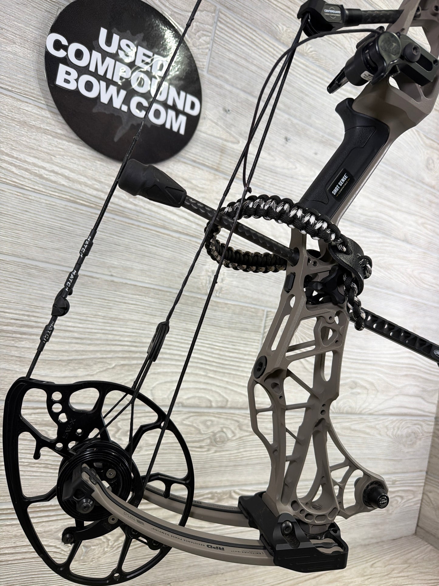 Mathews Lift 29.5 RH Granite Bow PKG