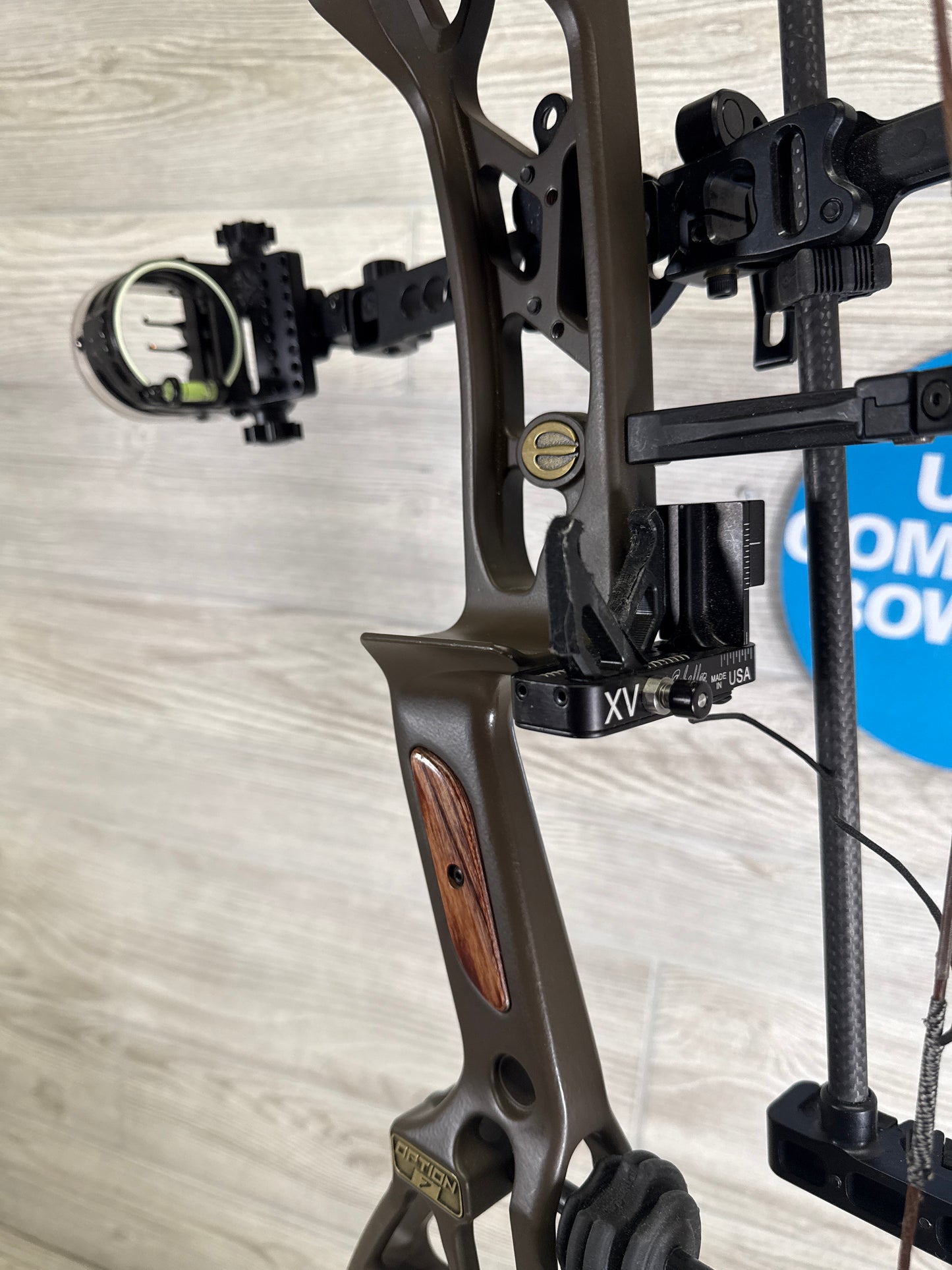 Used Elite Option 7 Package RH 65lb