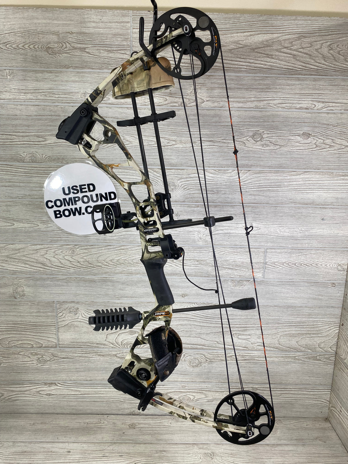 Used Mission Hype DTX Right Hand Camo Bow Pkg