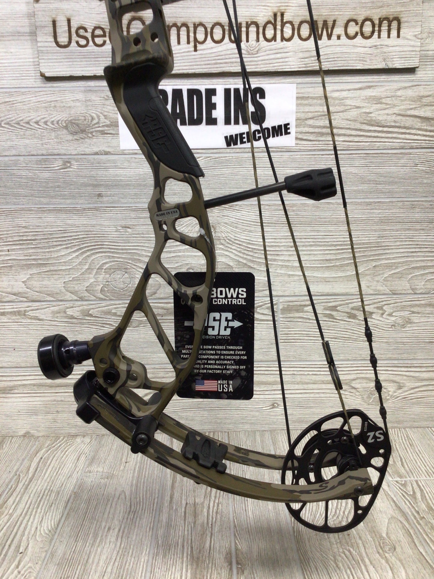 PSE OMEN S2 CAM 60-70# 24.5-28.5 Mossy Oak Bottomlands
