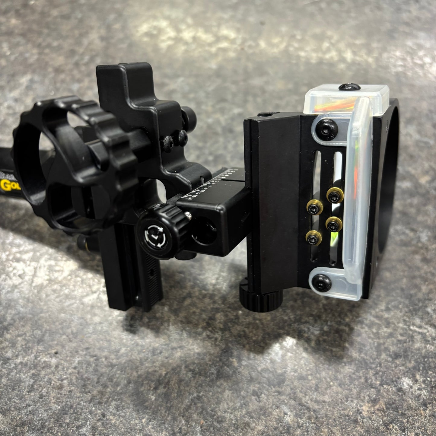 Black Gold Ascent Verdict Assault Bridge-Lock Mount RH 4 pin sight