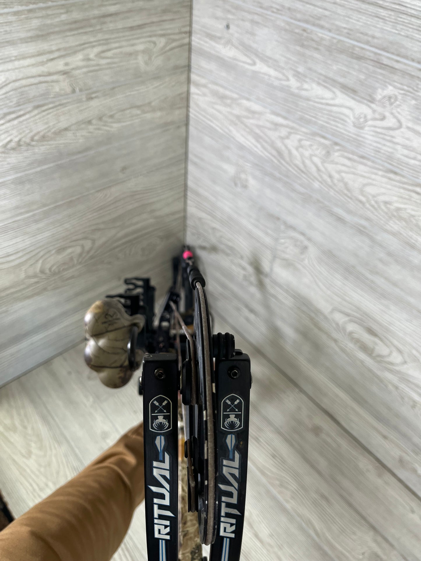 Elite Ritual 35 Package RH 60-70# 25.5-30" Realtree