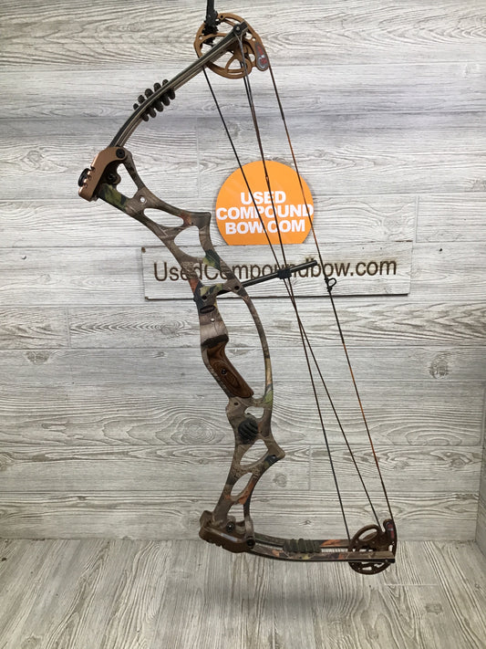 Used Hoyt Trykon Right Handed 27.5" 60-70# camo