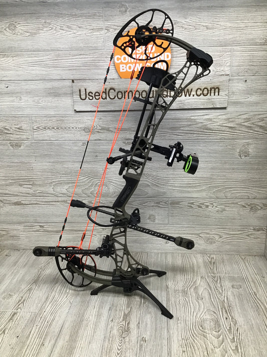 Used Mathews Lift 29.5 Green Ambush Left Handed 30/60# Package