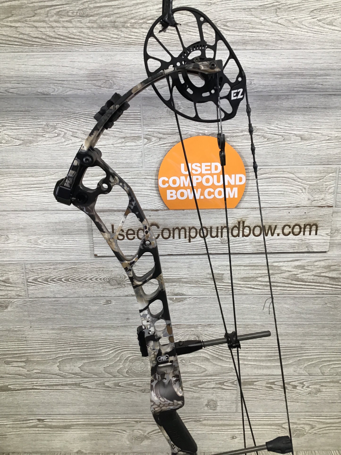 NEW IN BOX W/Warranty PSE Shootdown Pro E2 60# RH Kryptek Skyfall