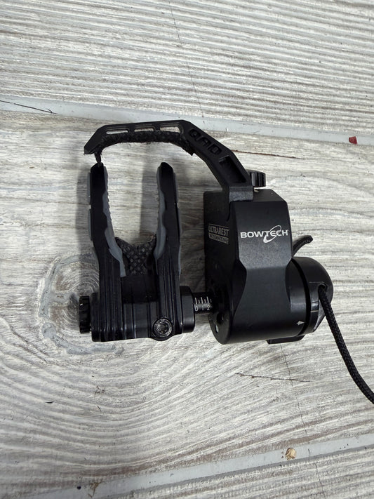 QAD Bowtech Integrate MX2 Right Handed Drop Away Rest