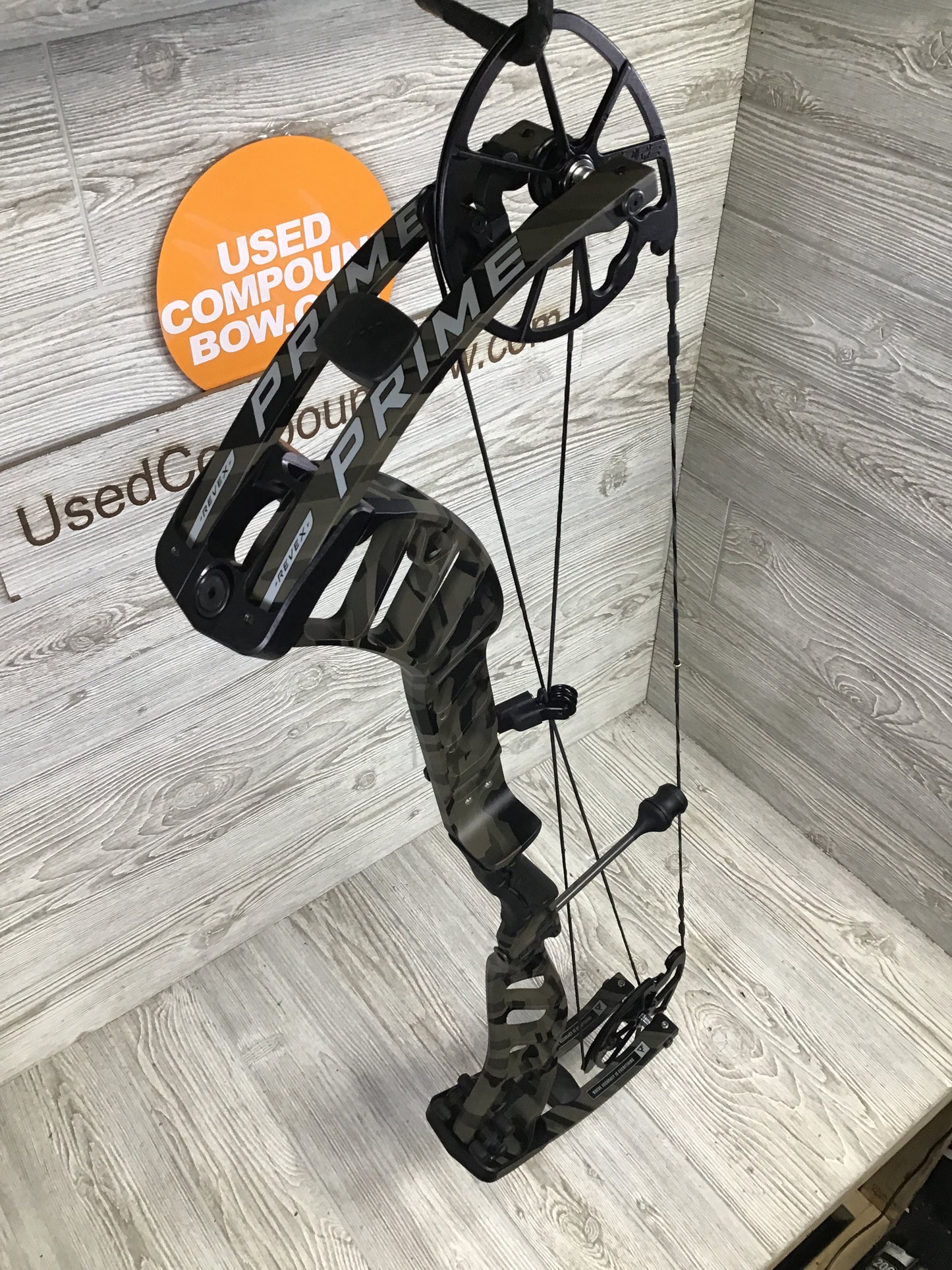 Brand New Prime Revex 4 Right handed 29/70# Morel Scar