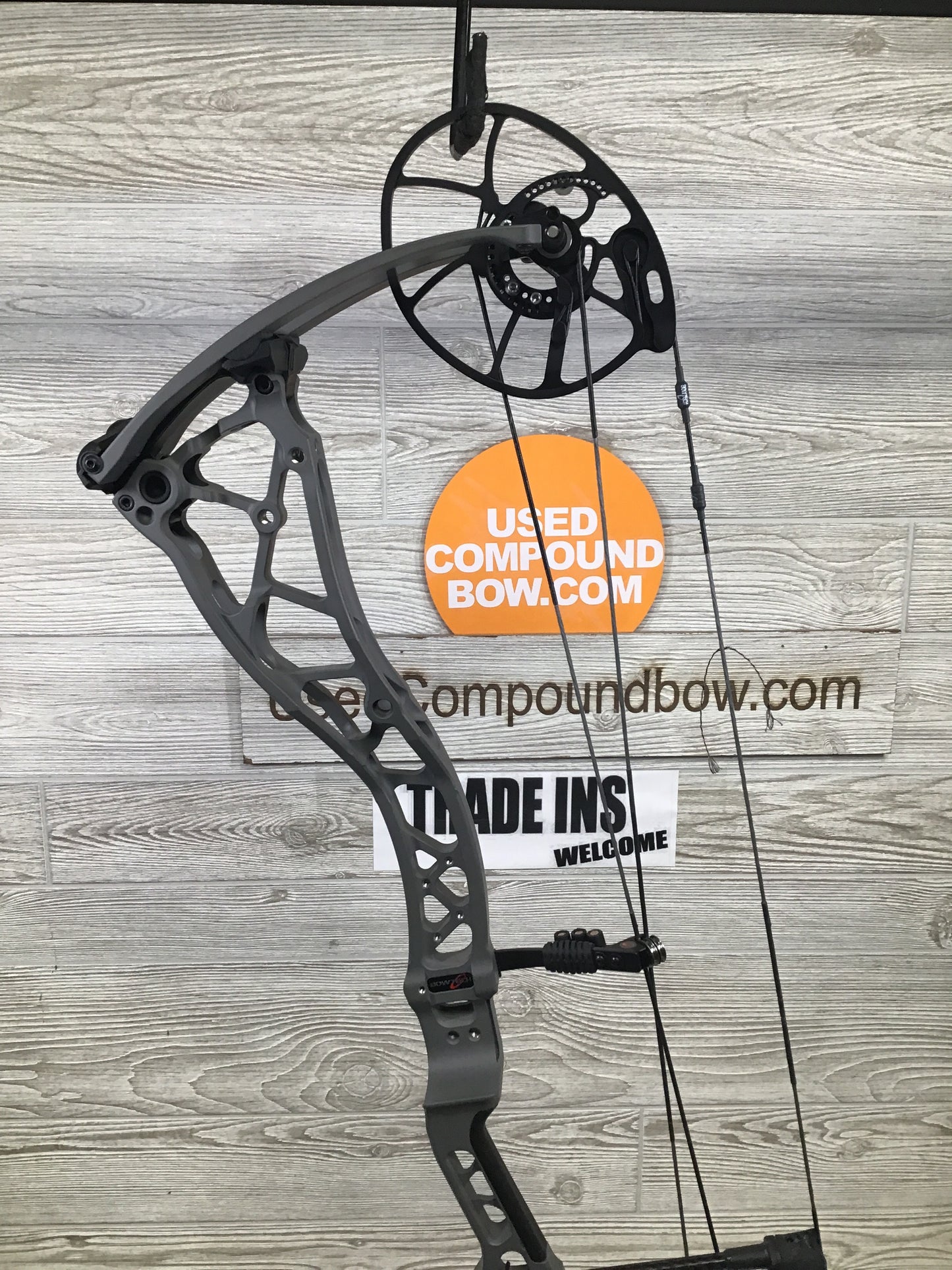 Bowtech SS34 Smoke Right handed 60-70# 29"