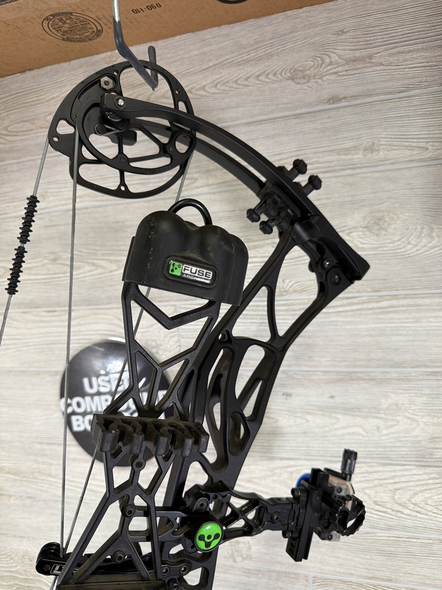 Elite Ritual Package Loaded RH 60-70# 25.5-30" Black