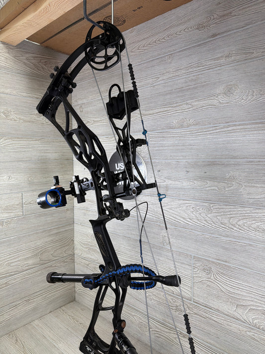 Elite Ritual Package Loaded RH 60-70# 25.5-30" Black