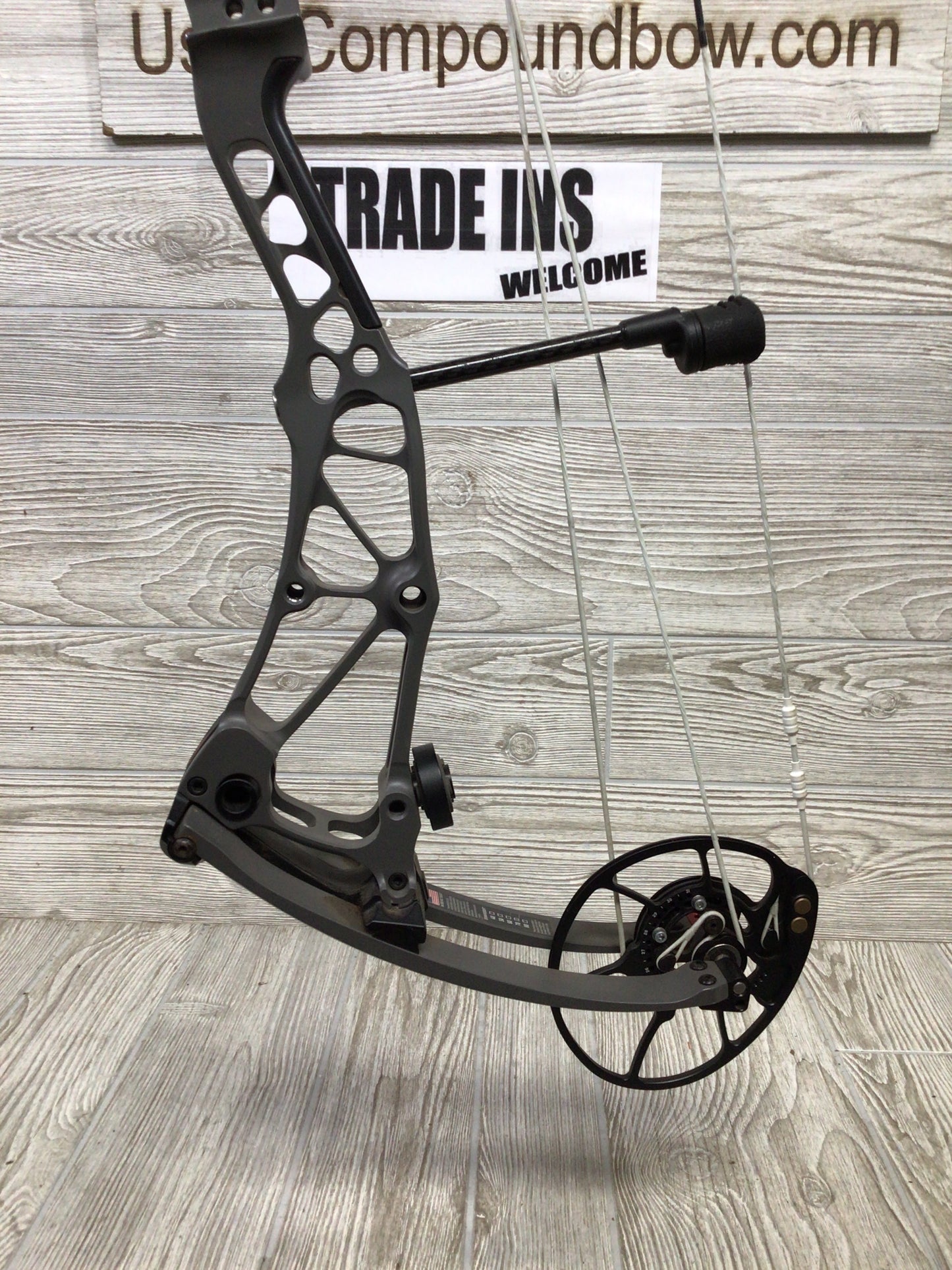 Used Bowtech Revolt X 28.5" 60-70# Smoke Gray Right Handed