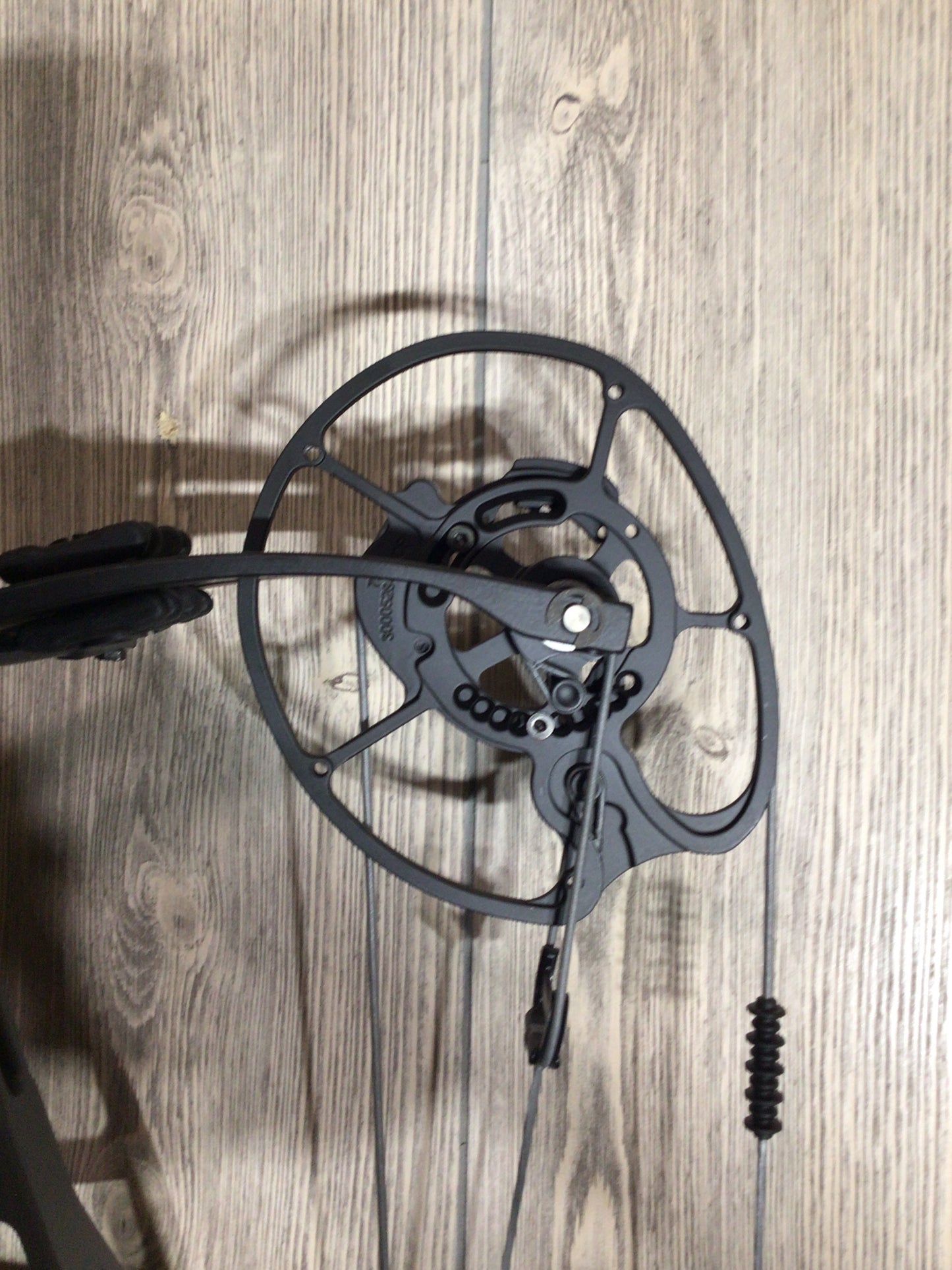 Elite Artus RH Slate Gray 70# Bow