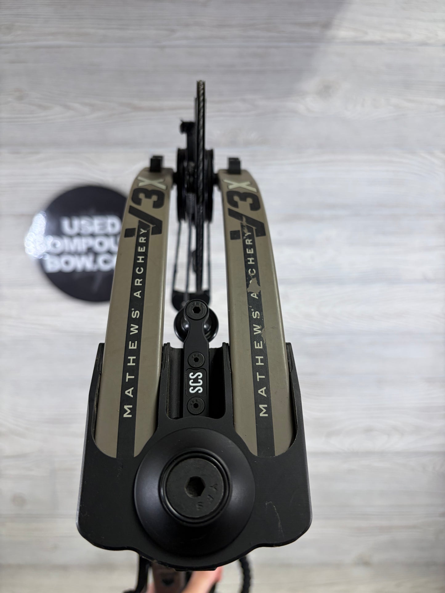 Used Mathews V3X 29 Black Right Handed Pkg