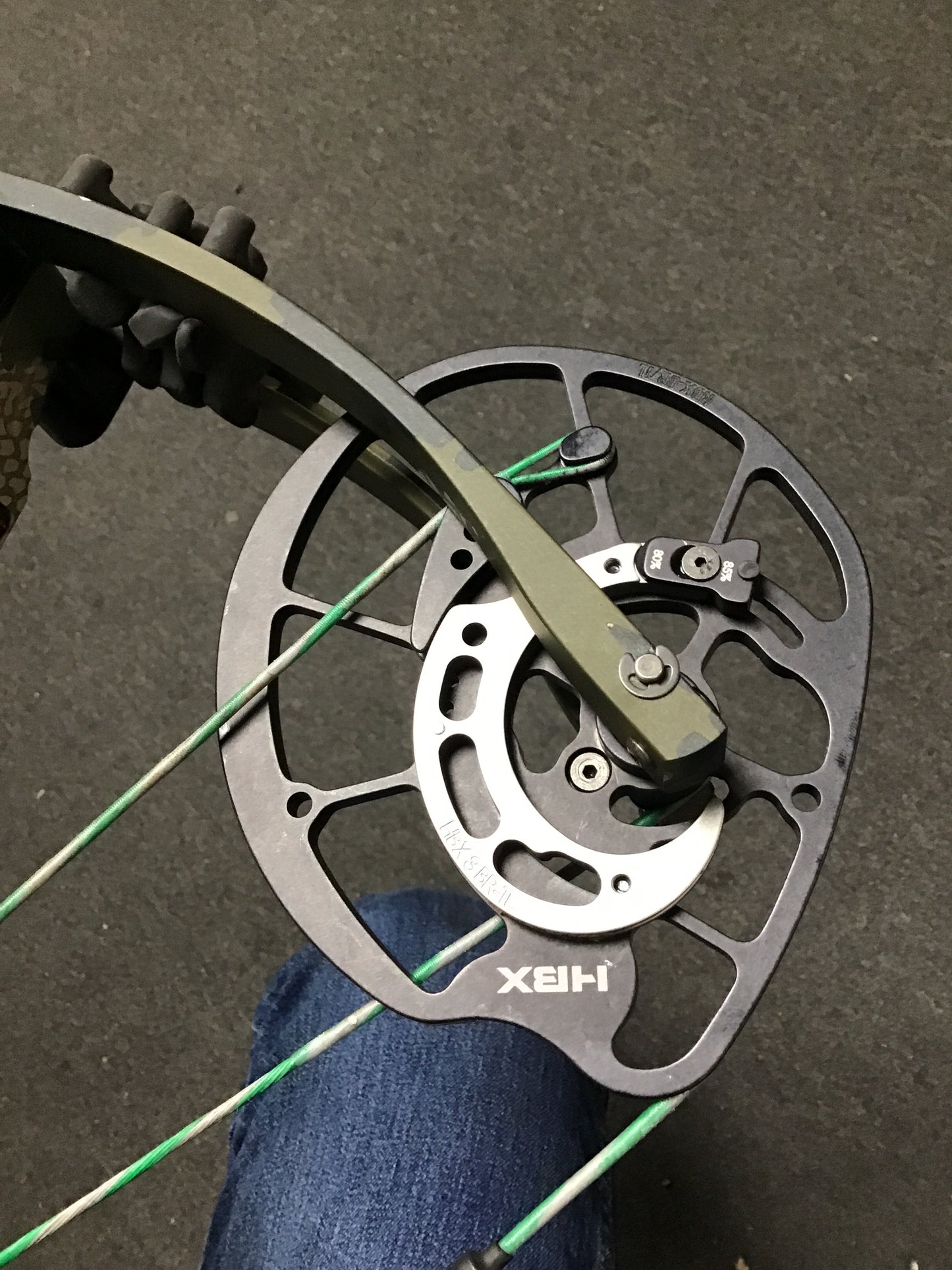 Hoyt RX-5 Wilderness 60-70# 25-30 Right Hand Package