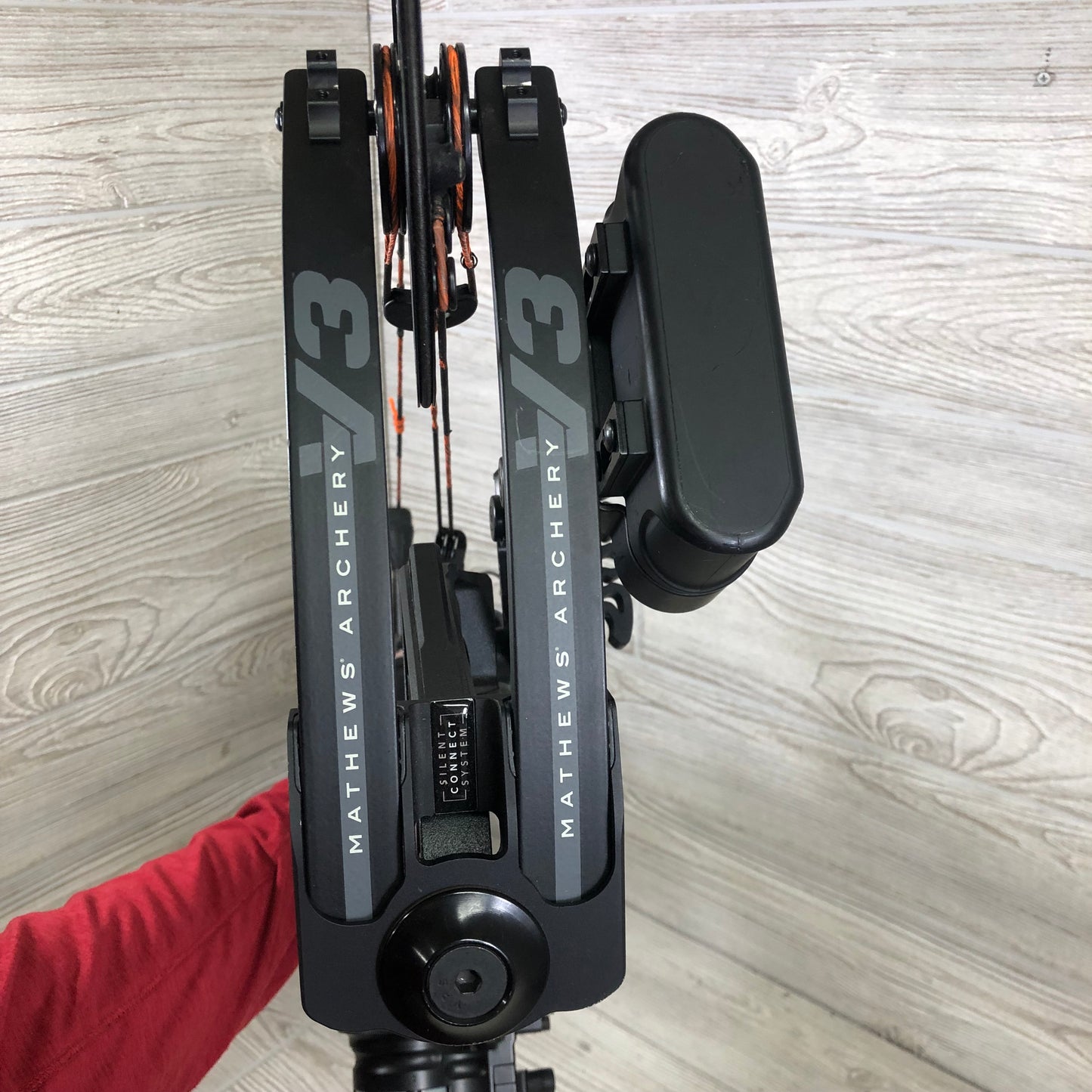 Used Mathews V3 31 Left Hand Black Package CF