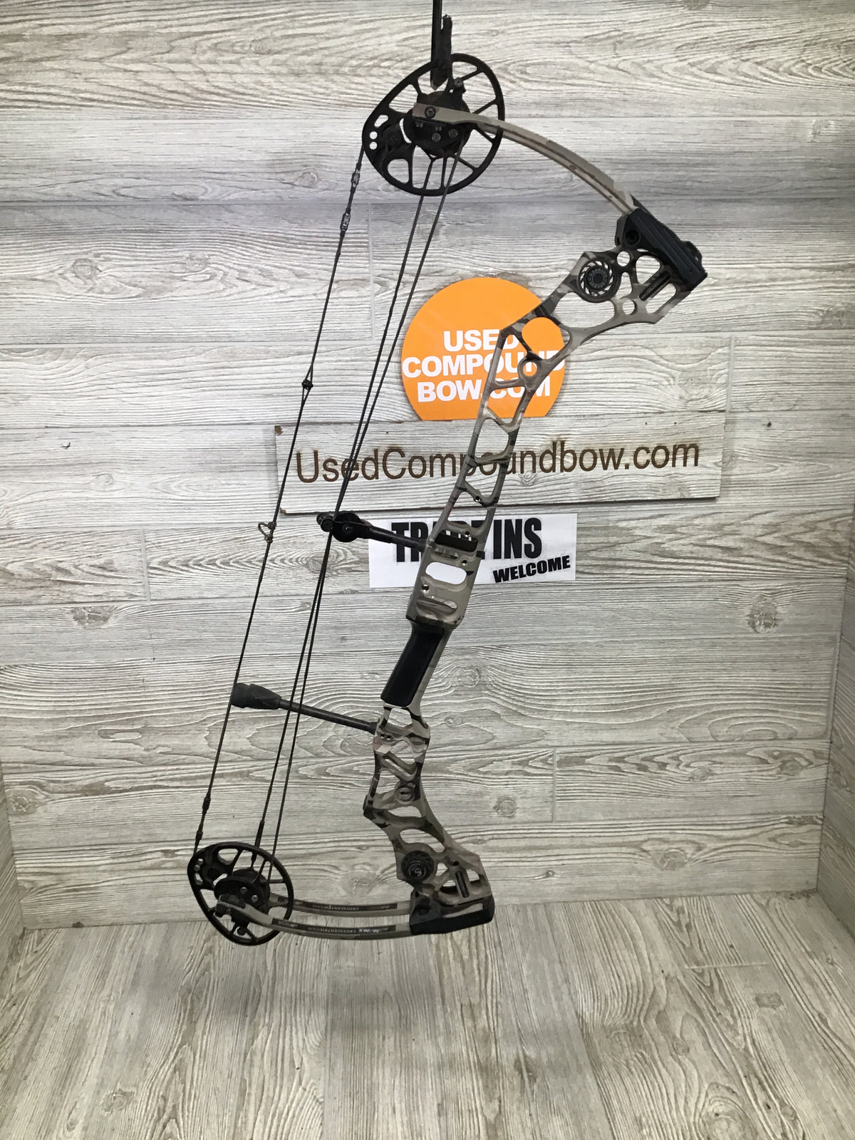 Mathews Avail Right Handed Under Armour 40-50 26.5