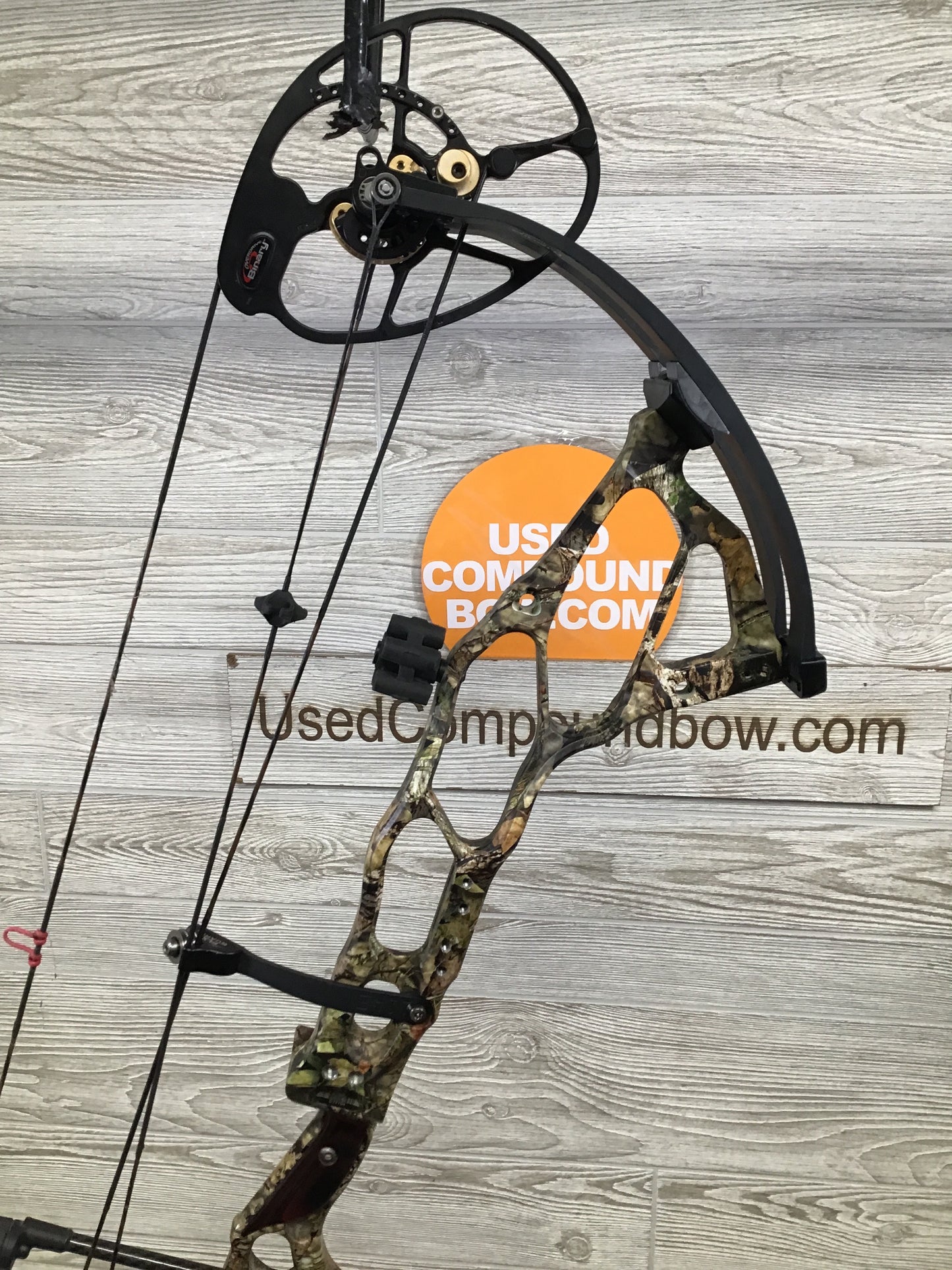 Used Bowtech BTX 31 Right Handed 60-70# Camo