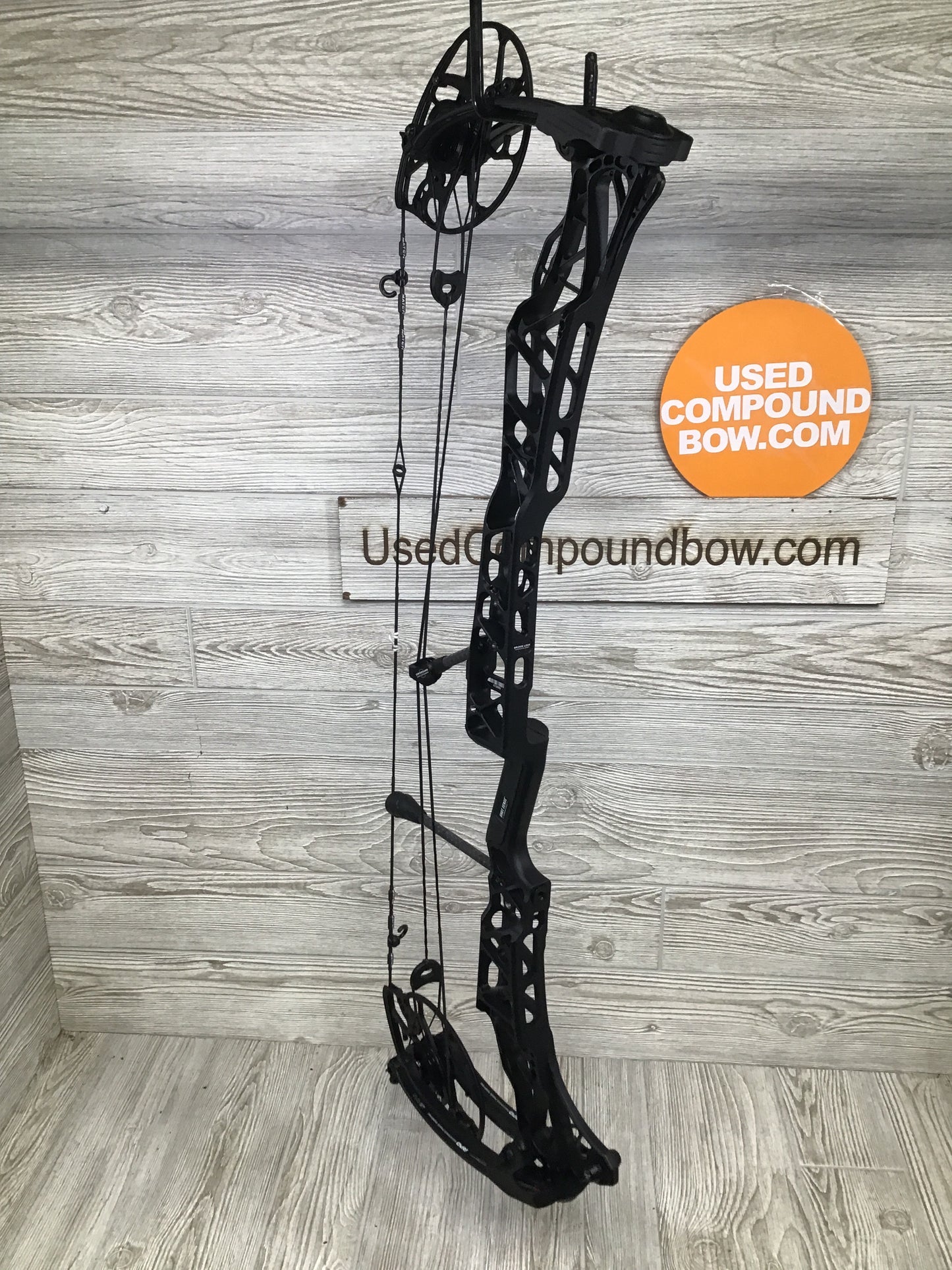 Used Mathews Lift 33 Black RH-28-60