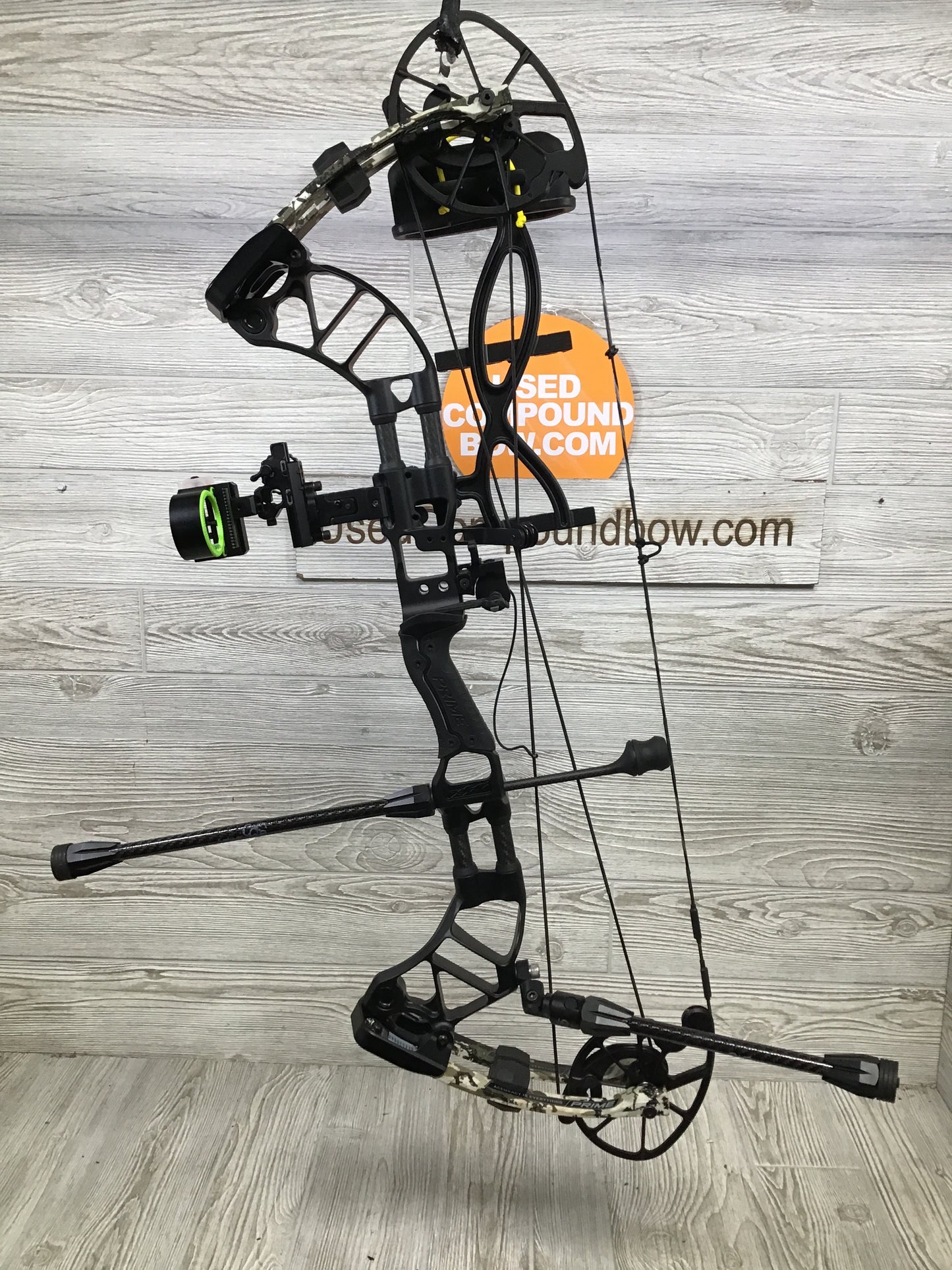 Used Prime Form 30 50-60#/28" Black riser/Camo limb LOADED PACKAGE