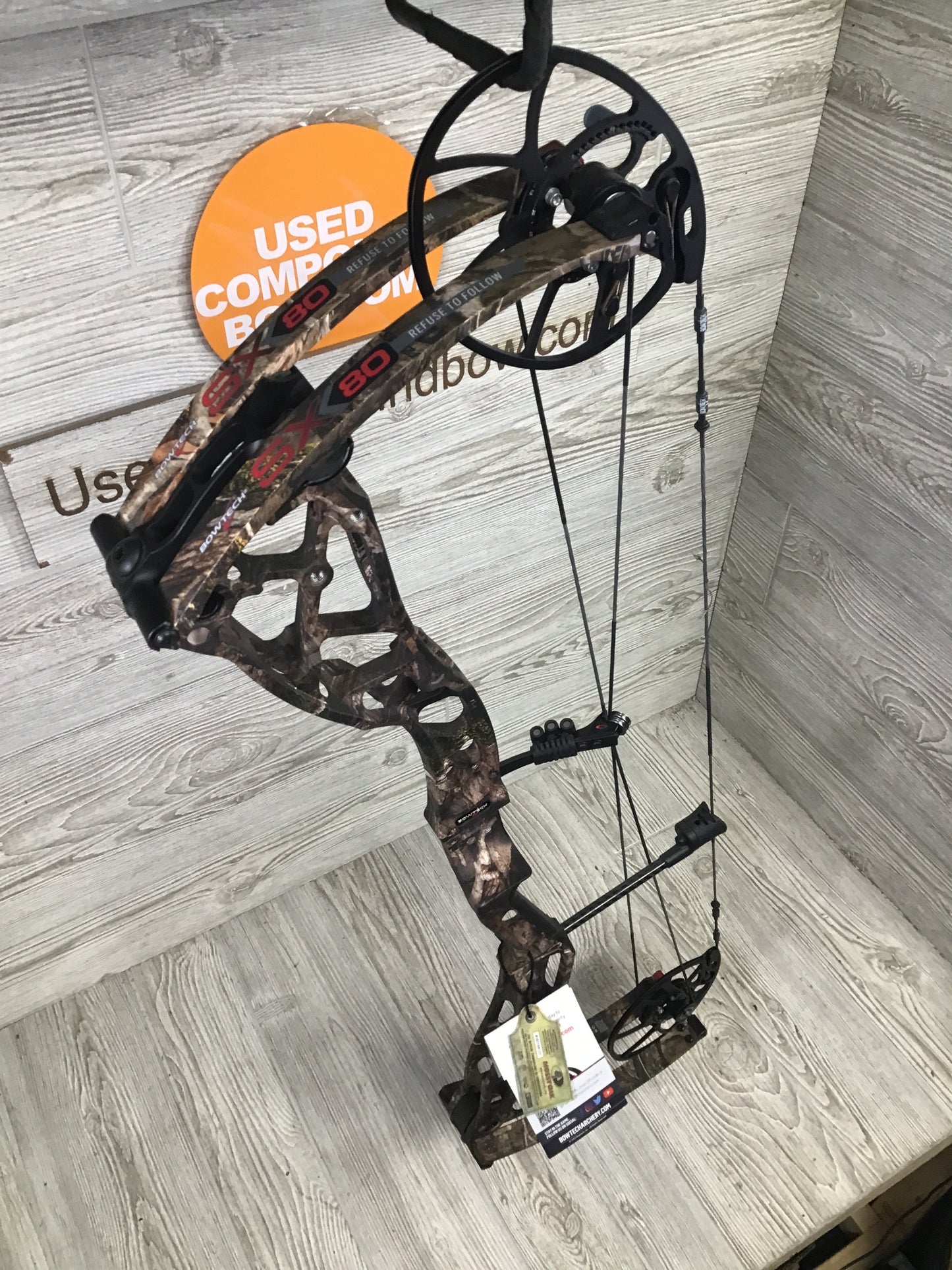 NEW Bowtech SX80 Mossy Oak Right Handed 29/80#