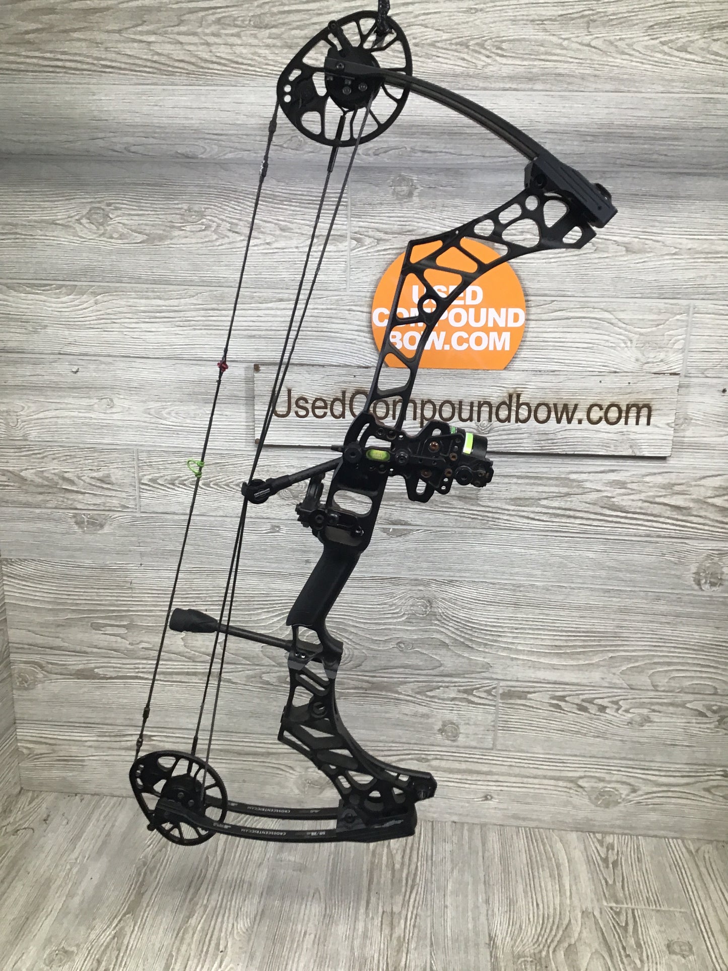Mathews Prima Black RH bow Package 50#