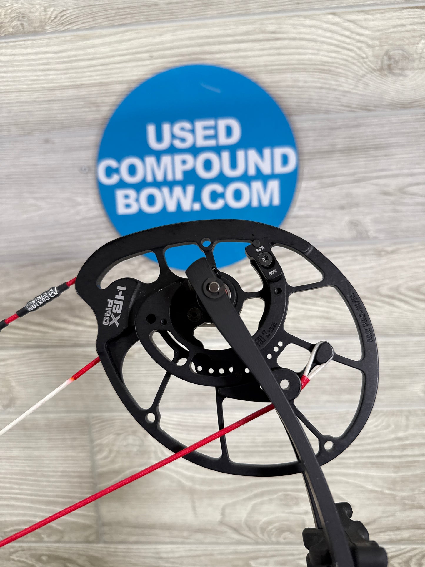 Hoyt VTM 31 Right Hand Black 60-70lbs 28"