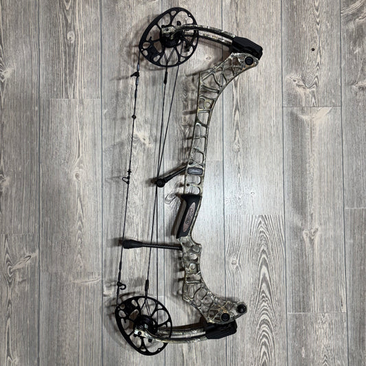Used Mathews Phase4 29 LH Realtree