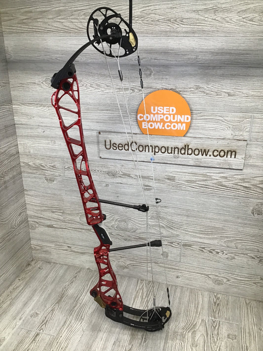 Mathews Title 40 G2 LH Red - Black Limbs