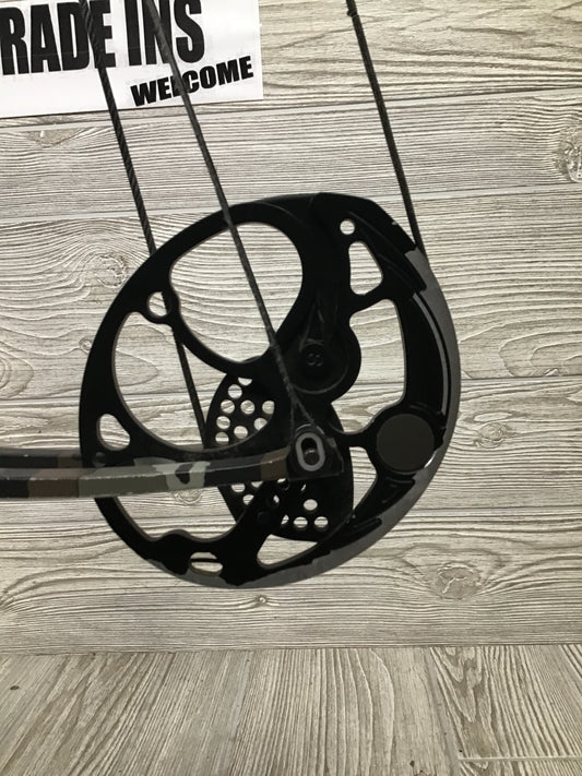Used Mission Switch Right Handed Realtree Original