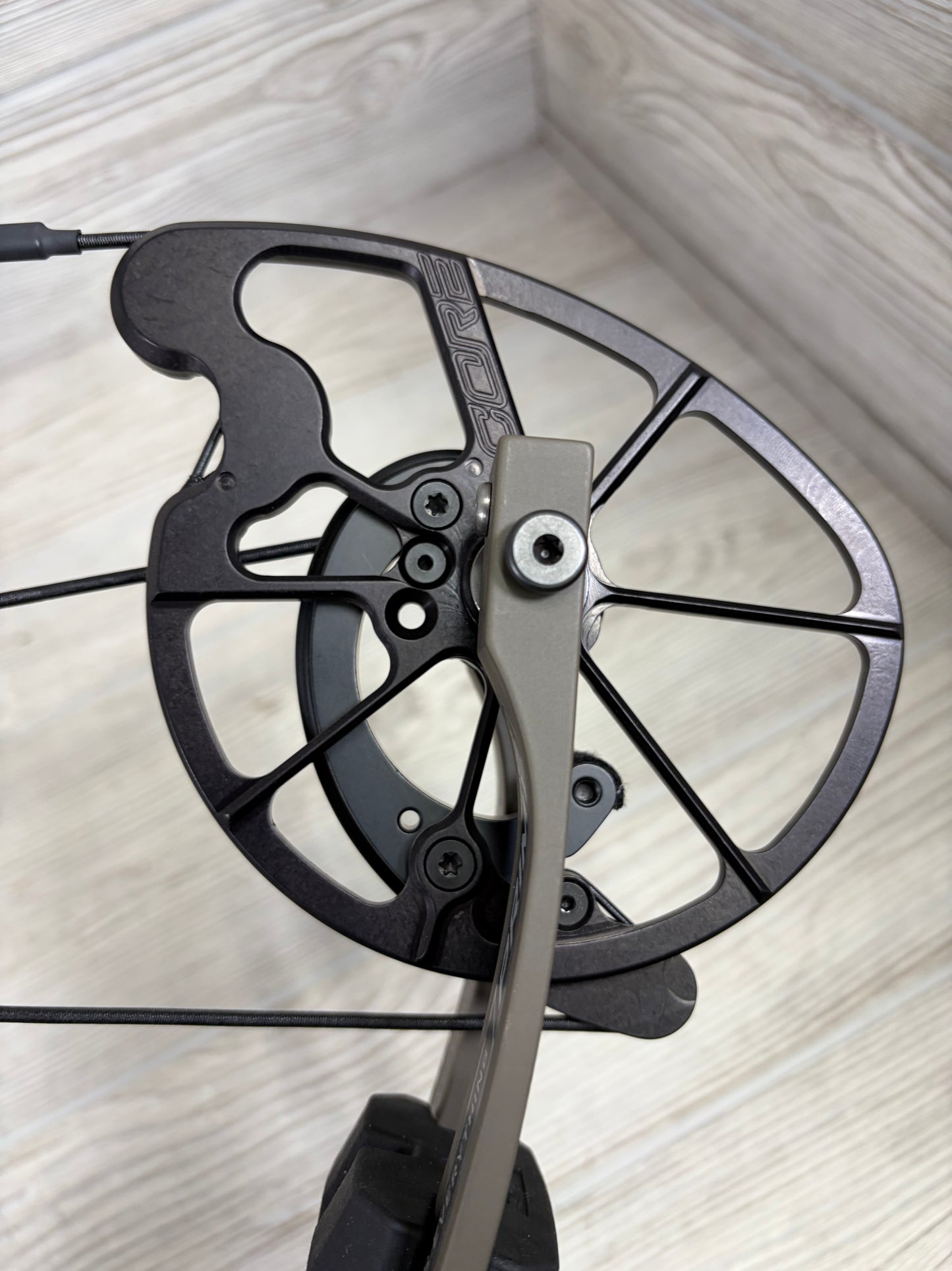 Prime Form 30 60-70# Right Hand Morel 29"