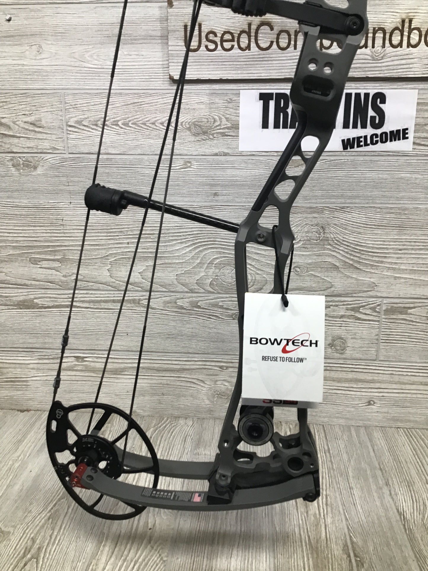 Bowtech SS34 Smoke Right handed 60-70# 29"