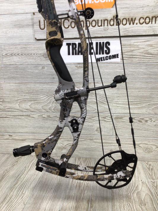 Hoyt RX-9 Ultra Right Handed 55-65# Elevated 2 29"