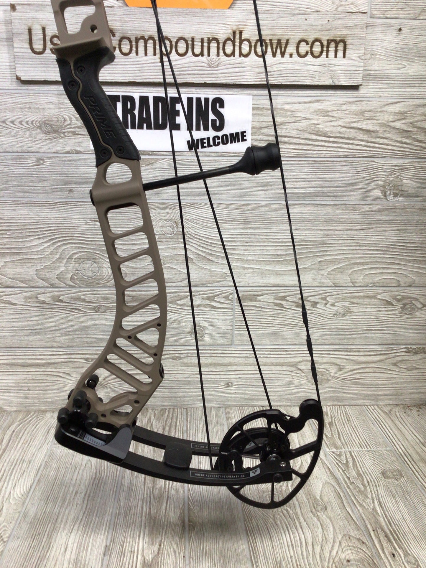 Prime Ronan Right Handed Terra / Black limbs 29/70