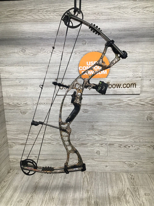 Used Hoyt Maxxis 60-70# Left Handed 27" Package