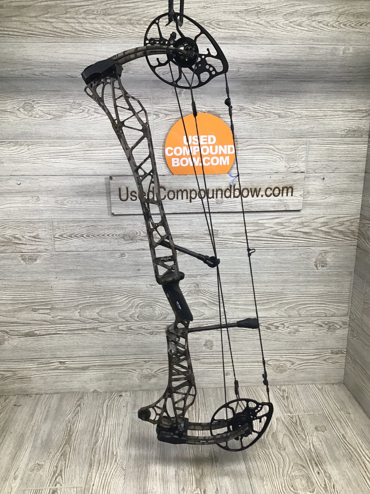 Used Mathews Lift X 33 Bottomlands Left Hand 31/80