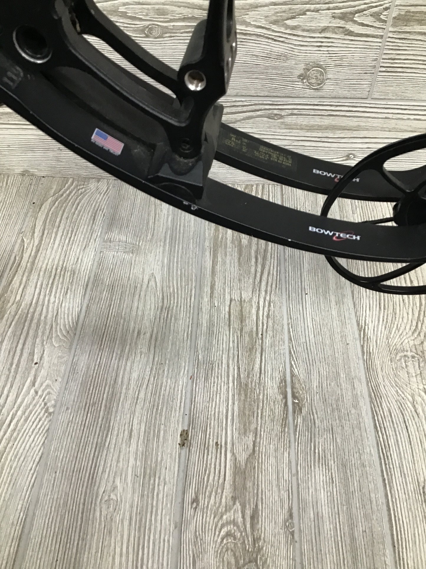 Bowtech Realm Black 70lb RH