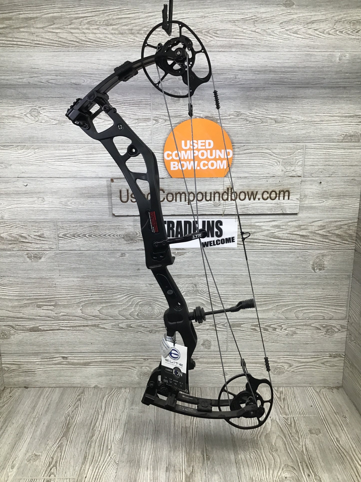 Elite Carbon Eon Black Left Hand 55-65lbs 25.5-31"