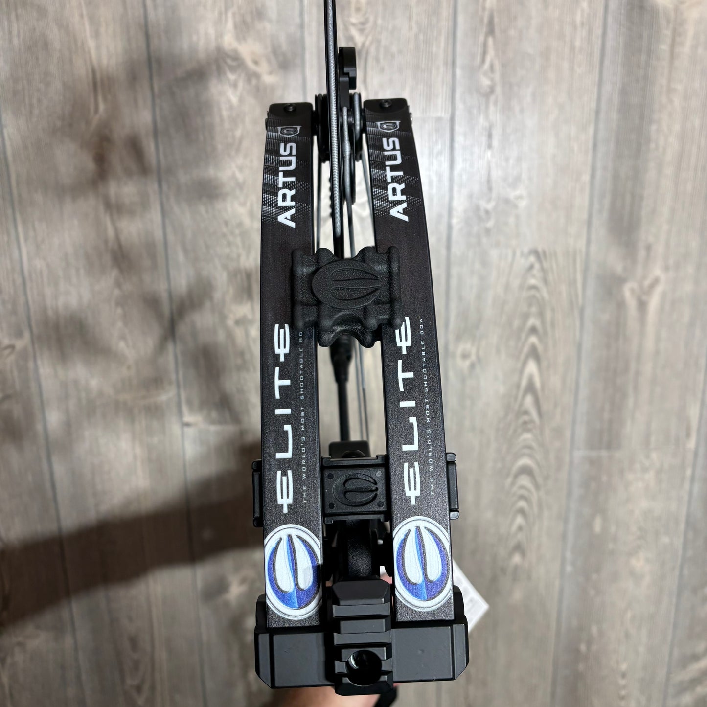 Elite Artus Right Hand Black 60-70# Bow