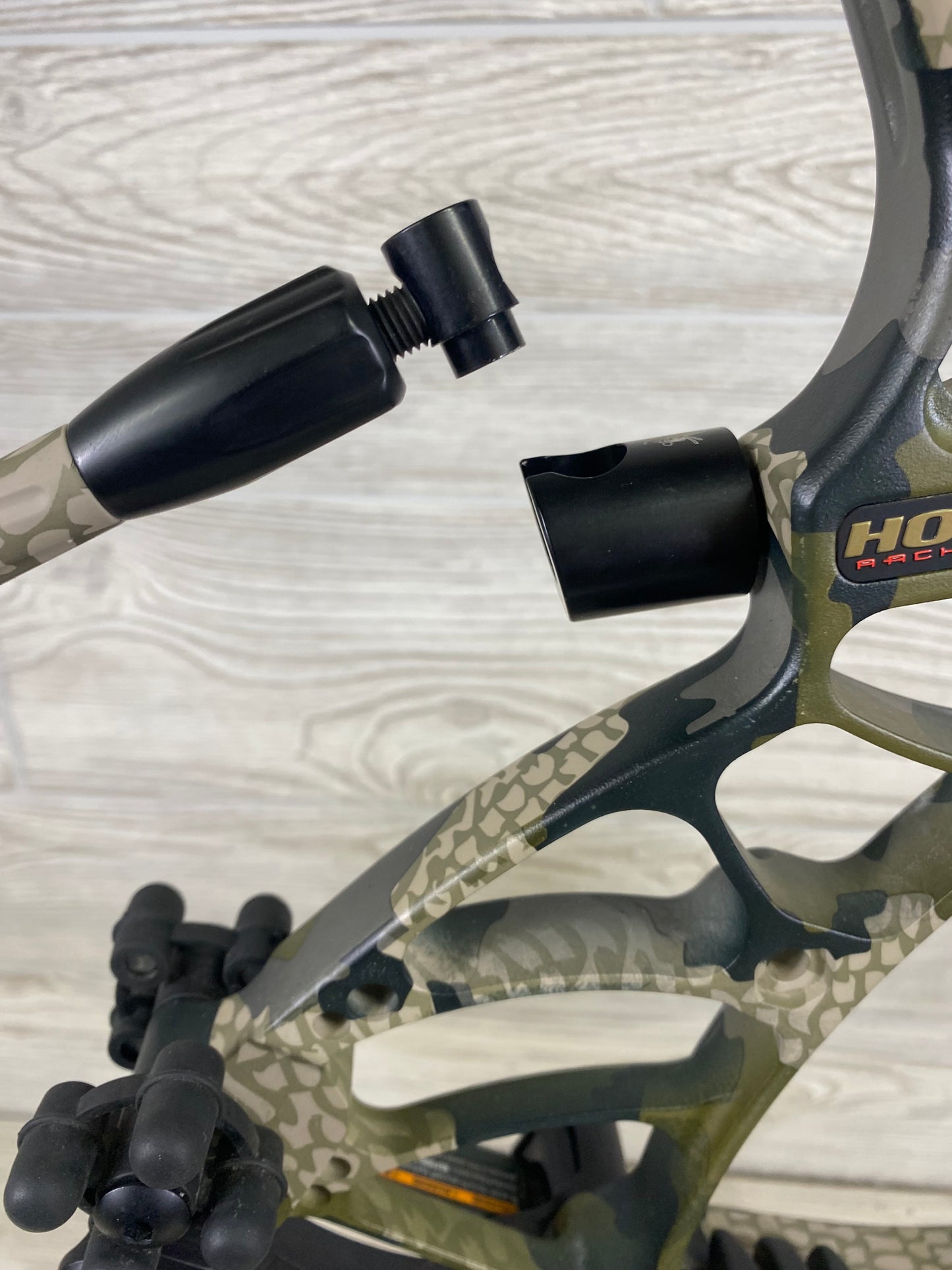 Used Hoyt Helix Left Hand 25-28" 55-65# Package